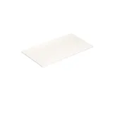 Grote badkamerinspiratie met geel wastafelkast met elegante witte wastafel en werkblad, stijlvolle zwarte plank en mooie ronde spiegel met witte rand, witte marmeren muren en vloer en kleine zwarte tegels geven een moderne en stedelijke uitstraling.