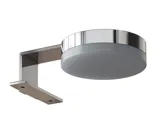 Grote badkamerinspiratie in Scandinavische stijl met badkamermeubels in lichtblauwe kleur en houten aanrechtblad met elegante opzetwastafel, visgraat houten vloer creëert een lichte en klassieke stijl