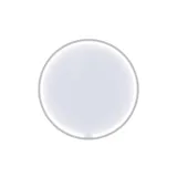 Grote badkamerinspiratie met geel wastafelkast met elegante witte wastafel en werkblad, stijlvolle zwarte plank en mooie ronde spiegel met witte rand, witte marmeren muren en vloer en kleine zwarte tegels geven een moderne en stedelijke uitstraling.