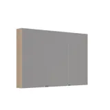 Badkamerinspiratie met wastafelkasten en bovenkasten in licht eikenhout met groeven, elegante dubbele wastafel, mooie spiegelkast met verlichting, visgraatvloer in licht hout en witte marmeren muur geven een klassieke, lichte en strakke uitstraling.
