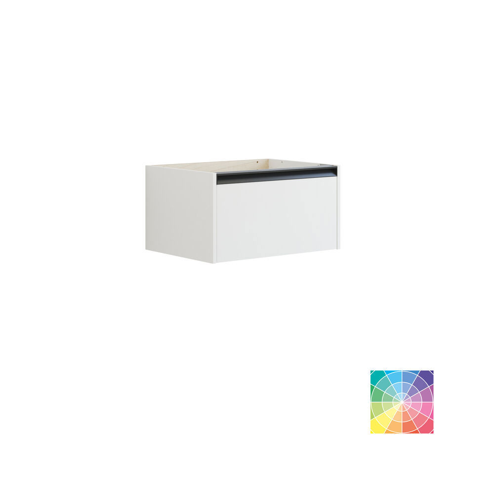 Kleine badkamerinspiratie met wastafelkastje in speciale kleur met geïntegreerde greep, spiegelkast met lampen, decoratieve spiegels met getinte glazenschap, witte visgraattegels geven een strakke en klassieke uitstraling.