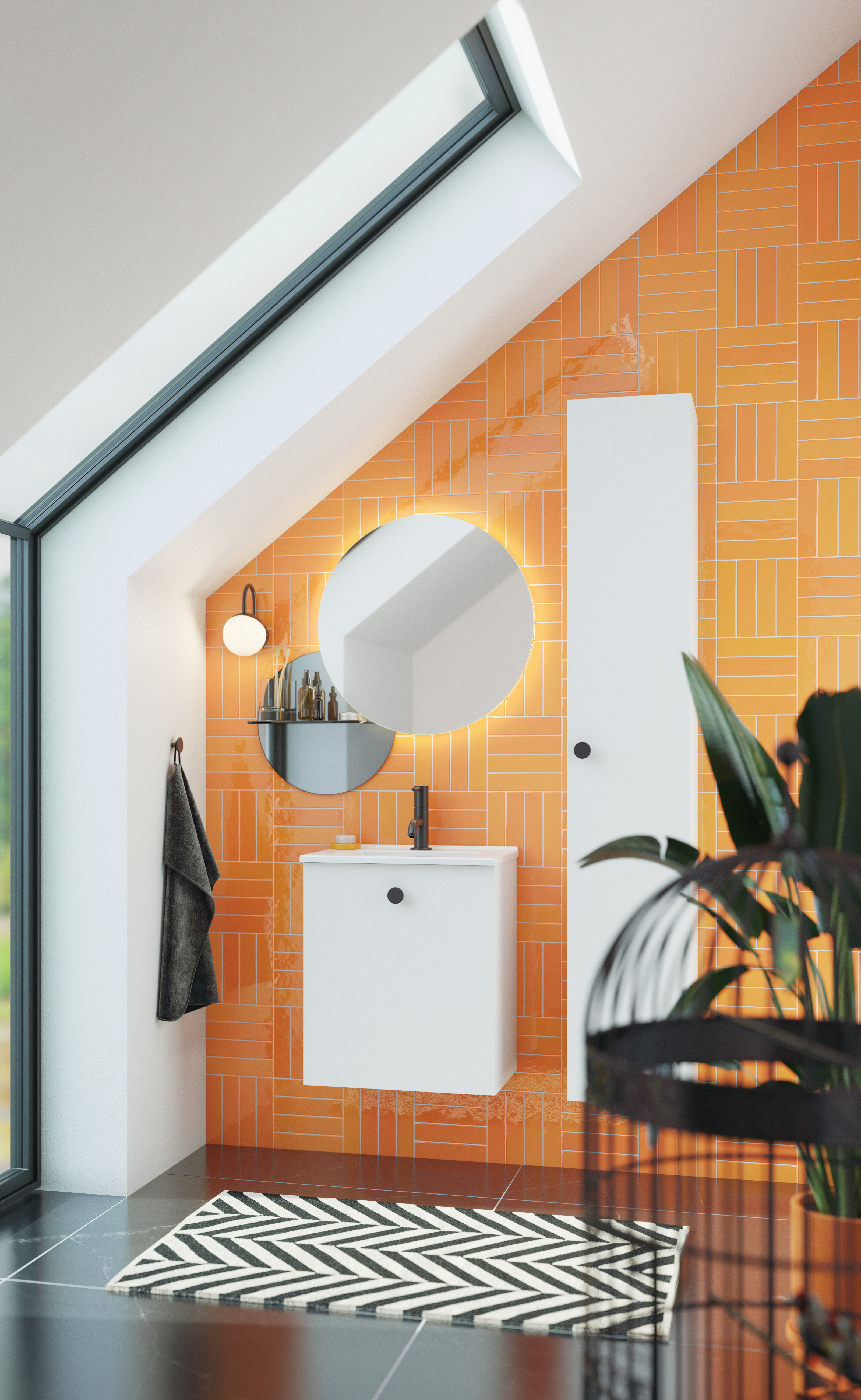 Badkamer met schuin plafond inspiratie met klein wit badmeubel en hoge kast met ronde zwarte handgrepen, evenals mooie ronde spiegel, oranje tegels geven een frisse en moderne look.