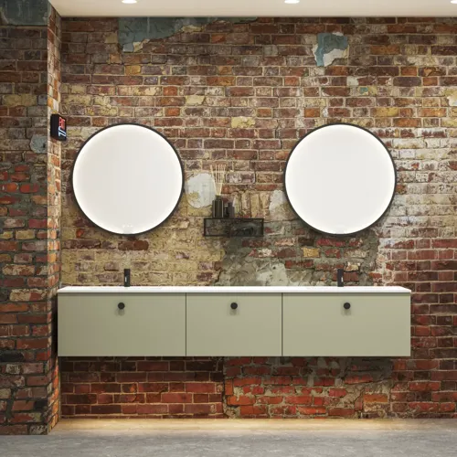 Moderne stoere badkamer in urban stijl. Mooie wastafelkasten en ronde spiegels met zwarte randen